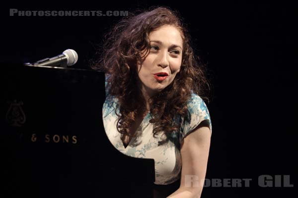 REGINA SPEKTOR - 2012-07-05 - PARIS - Le Trianon - 